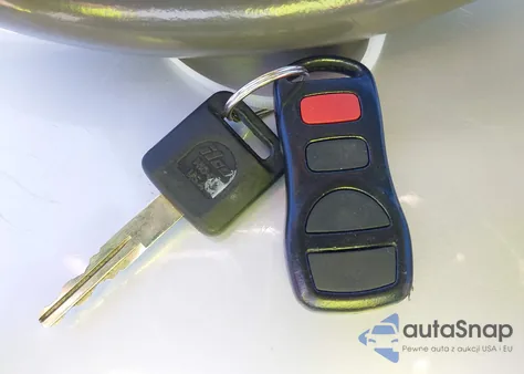 2005 Nissan Altima 2.5 S from USA, damaged, VIN 1N4AL11D85C358915